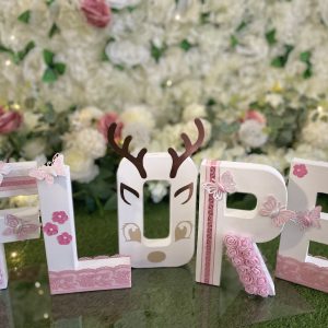 lettre prénom décorée biche